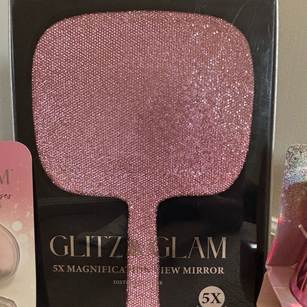 ***LAST ONE*** Glitz & Glam Pretty in Pink Bedazzled Mirror